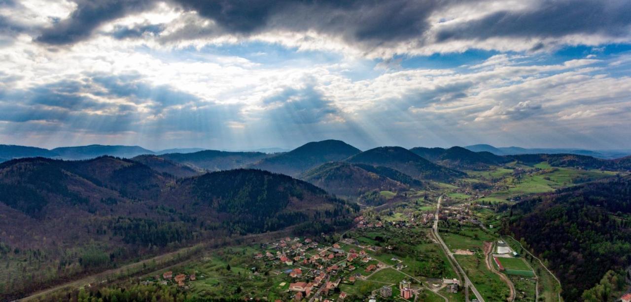 Minisowa Appartement Jedlina-Zdroj Buitenkant foto