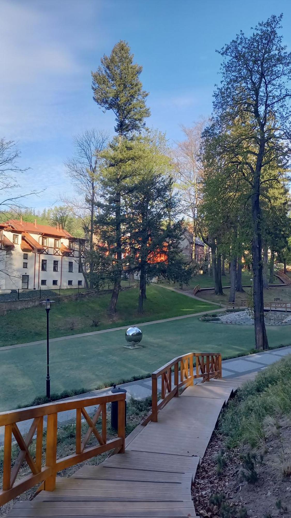 Minisowa Appartement Jedlina-Zdroj Buitenkant foto
